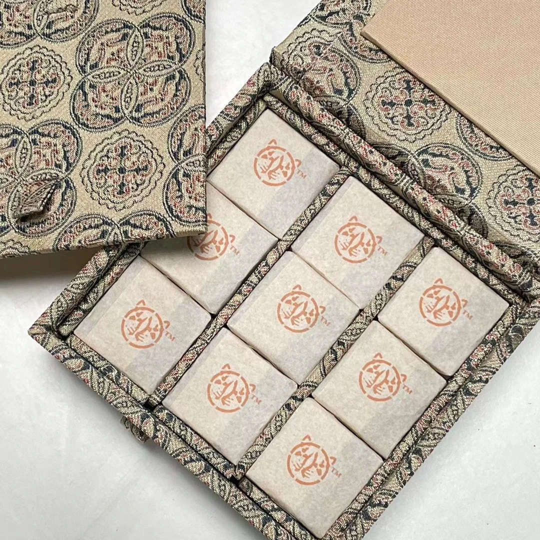 白龙箐高杆古树2022春 8克9块小砖72克锦盒装拆封不退02707