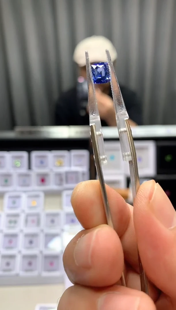 裸石蓝宝石1.65ct 21
