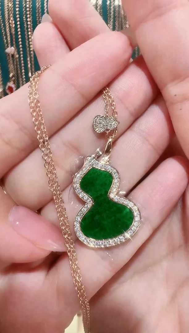 【闪购商品】翡翠套链18K金镶嵌绿色葫芦套链