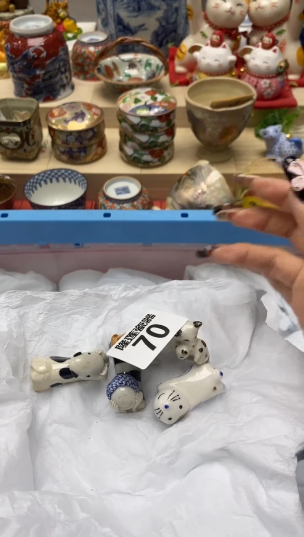 瓷片往***生隆莲瓷器欢迎大家