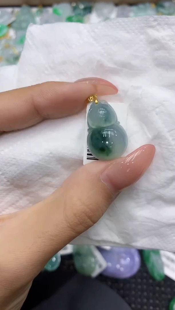 颈饰18K金镶嵌翡翠11111111