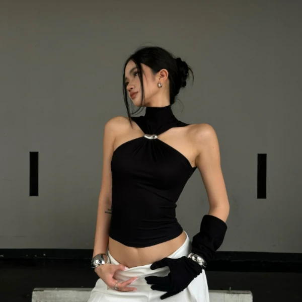 设计感辣妹气质修身黑色露肩上衣女2025新款显瘦阔腿休闲裤子套装