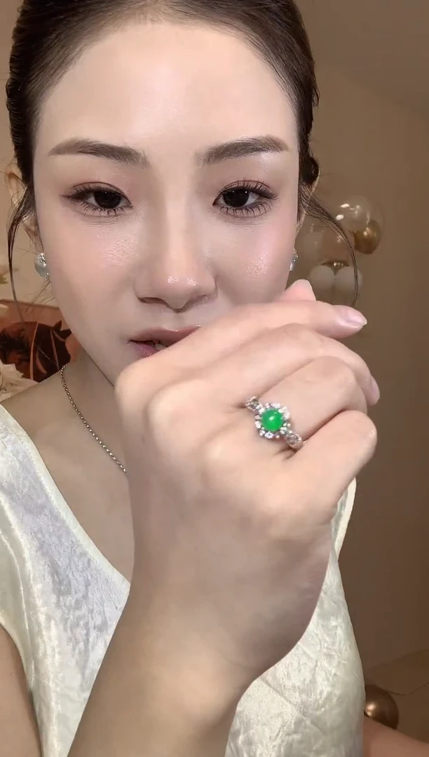 18K金镶嵌戒指翡翠A54