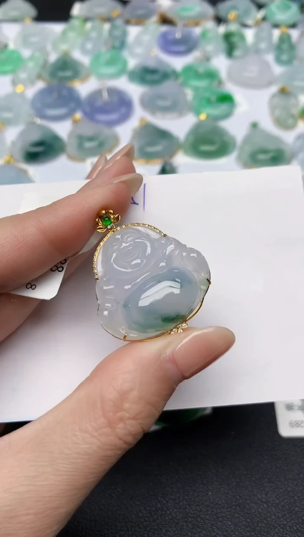 颈饰18K金镶嵌翡翠天然缅甸A货翡翠百元以上9元证书费自理