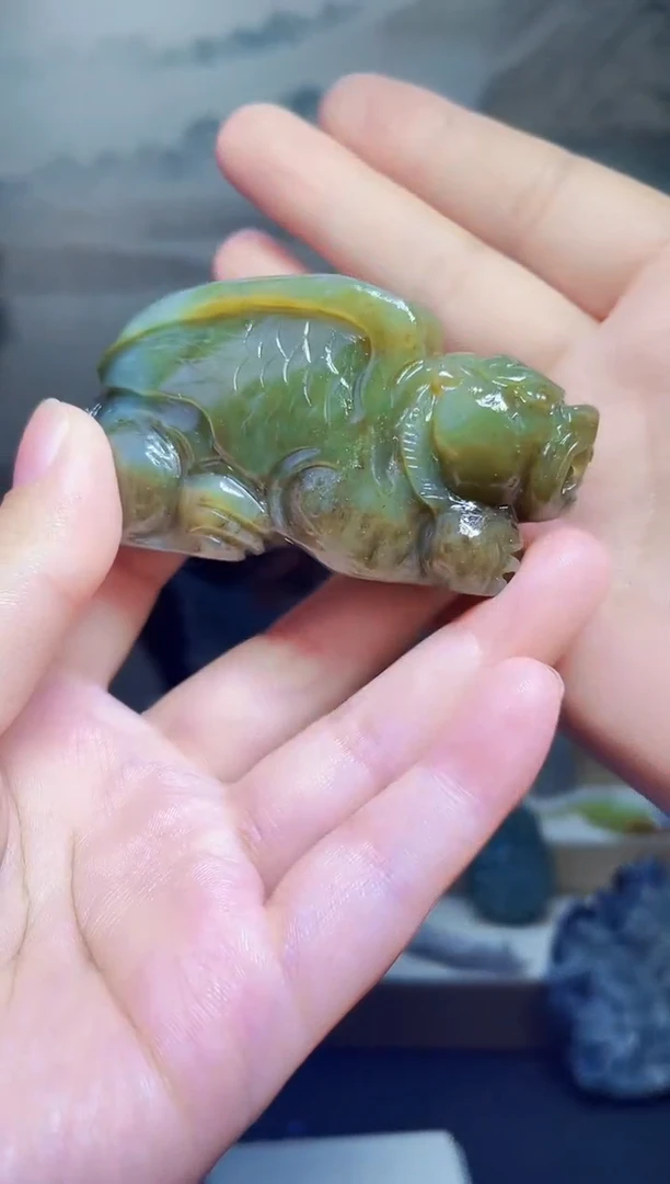 和田玉未镶嵌颈饰1