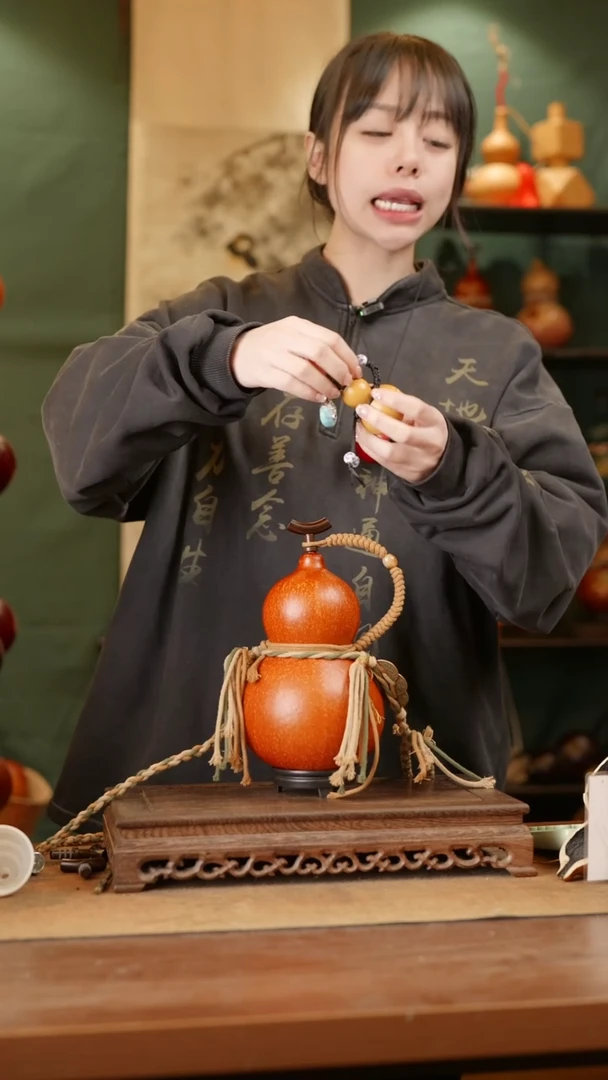 186号精品天然大漆酒葫芦一物一拍~