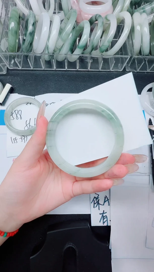 未镶嵌手镯石英质玉589/60.3