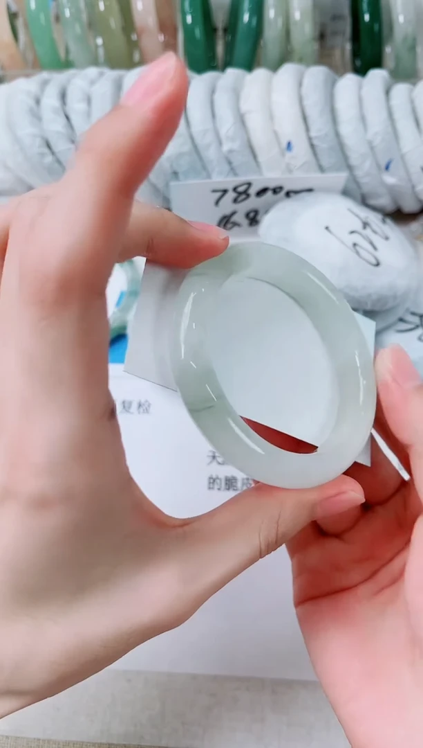 石英质玉手镯未镶嵌110-54