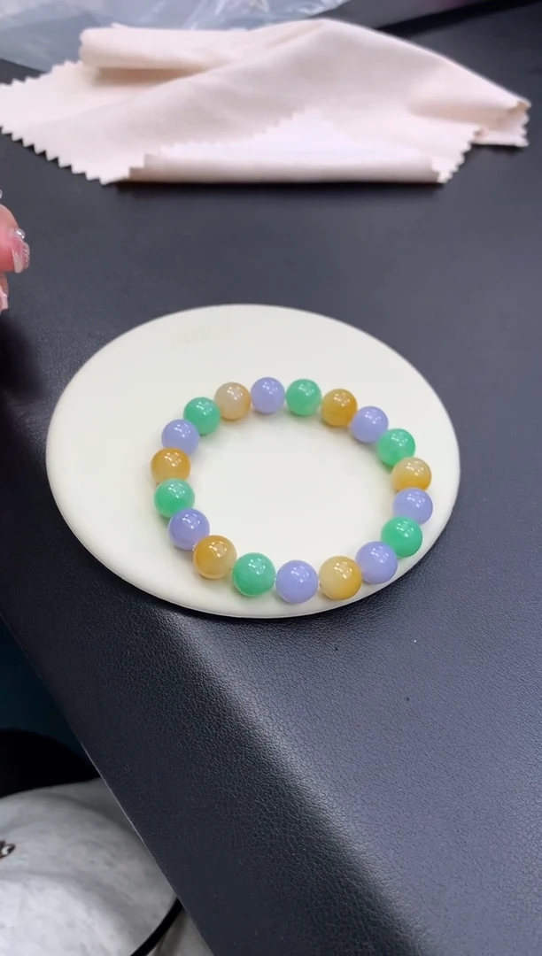 未镶嵌定制翡翠48小时鉴赏期 退货不扣服务费