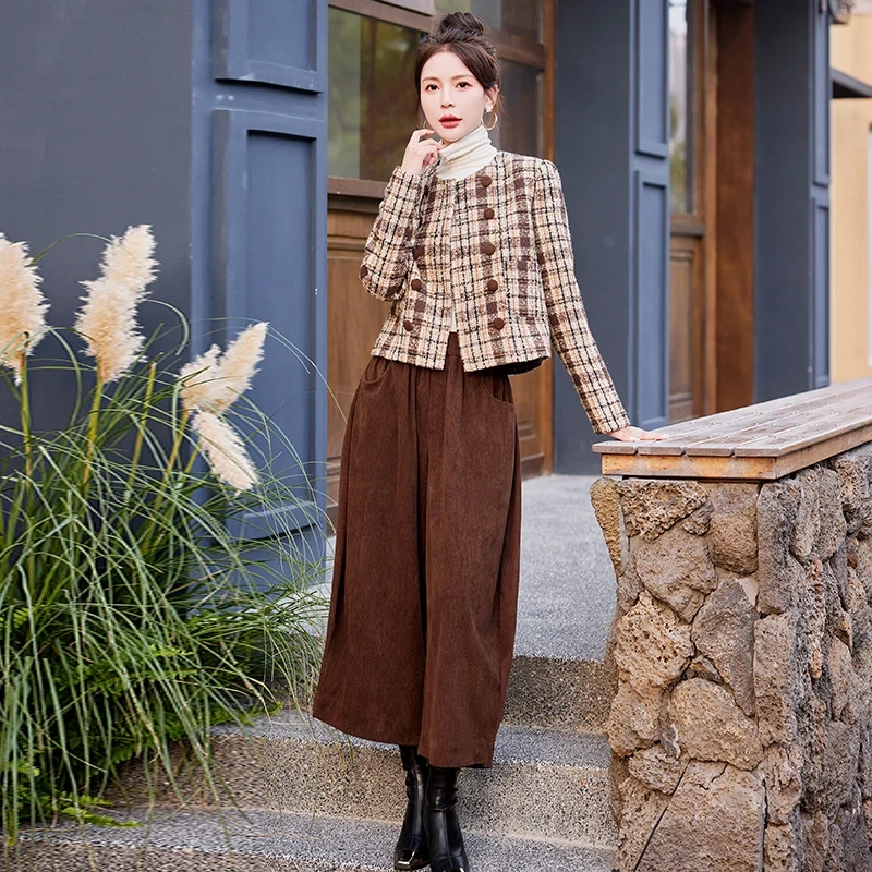 小香风格纹羊毛呢套装女秋冬新款高端轻奢复古灯芯绒裤时尚两件套
