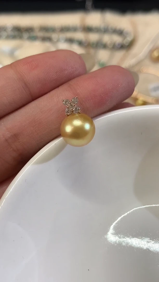 18K金镶嵌吊坠（不含链）海水珍珠R22|2800