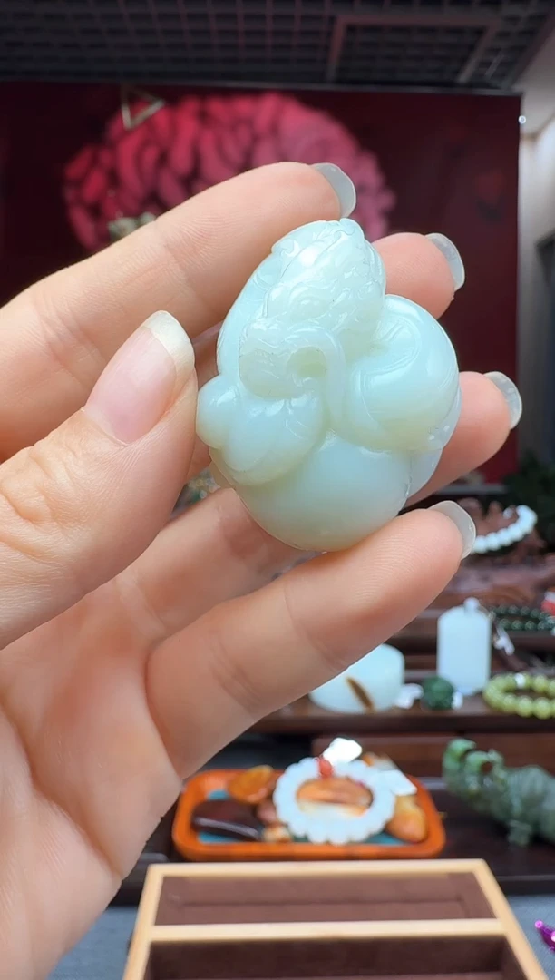 和田玉未镶嵌吊坠(不含链)吊坠