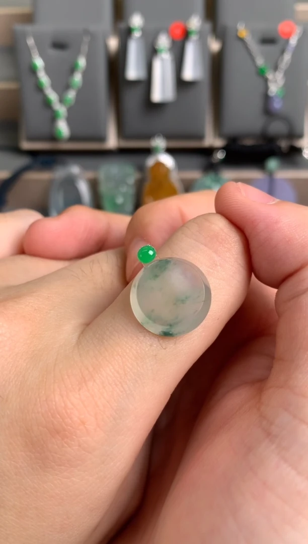 未镶嵌定制翡翠裸玉