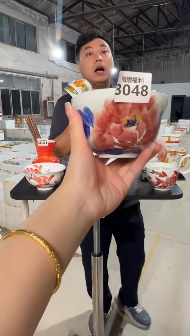 盘景德镇高温釉下手绘陶瓷