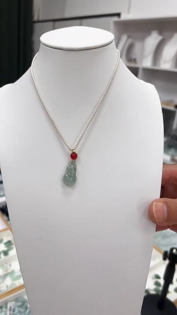吊坠(不含链)未镶嵌翡翠天然A货翡翠葫芦（多样性发一）