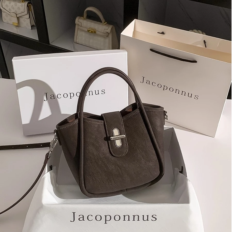 【雅各邦】真皮麂皮咖啡色水桶包女2025新款秋冬高级感轻奢高端大气