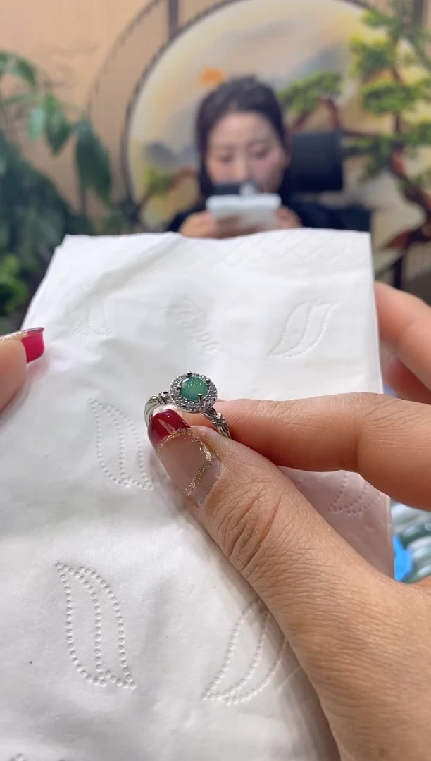 【闪购商品】翡翠戒指合金999189900