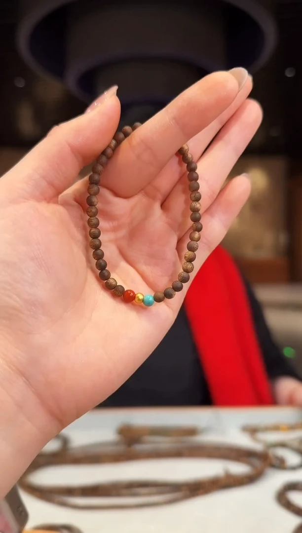 【闪购商品】沉香手串海南莺歌绿棋单圈圆珠