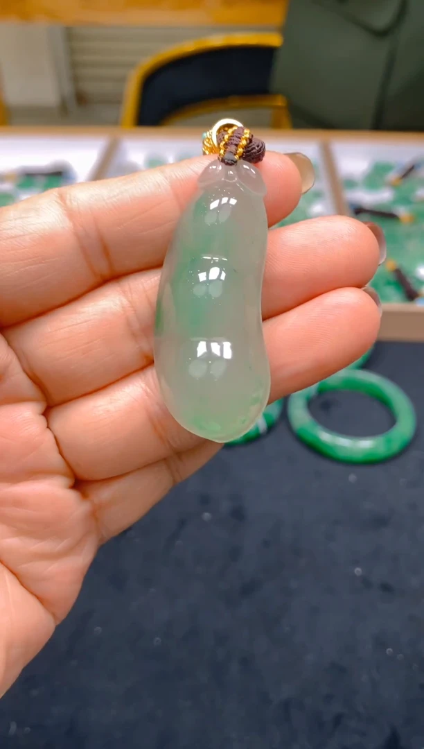 【闪购商品】石英质玉颈饰未镶嵌冰美人非洲翠，官方质检发货015