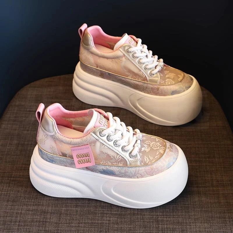 厚底内增高蕾丝网面透气百搭小白鞋女2025夏季新款休闲运动鞋单鞋