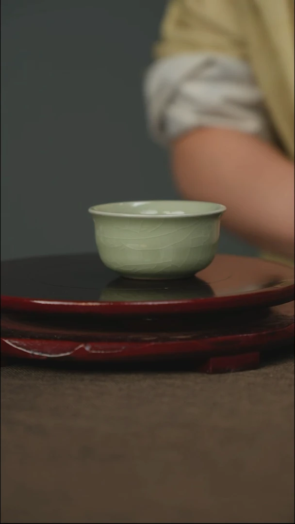 豆绿 小圆杯 单只 无底款