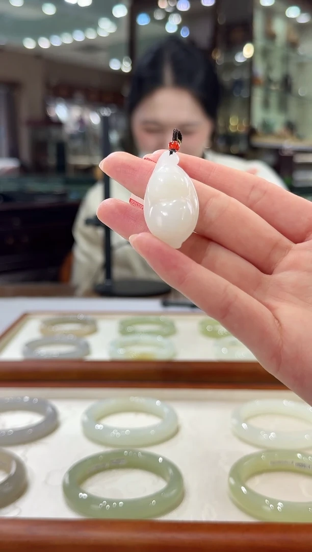 吊坠(不含链)未镶嵌和田玉福豆吊坠