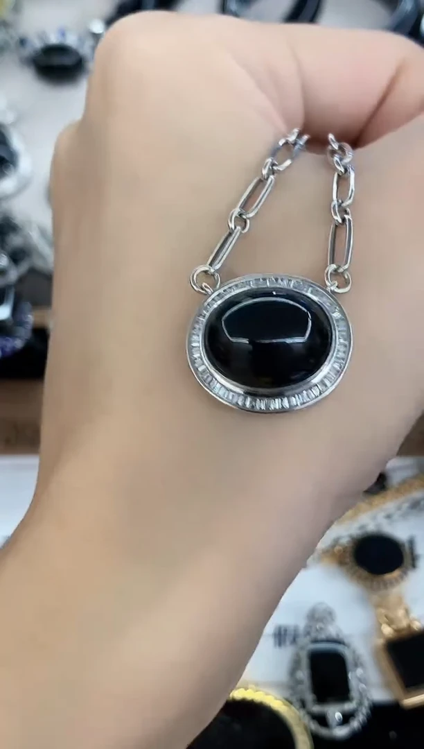 套链18K金镶嵌翡翠一***?G多样性发其一