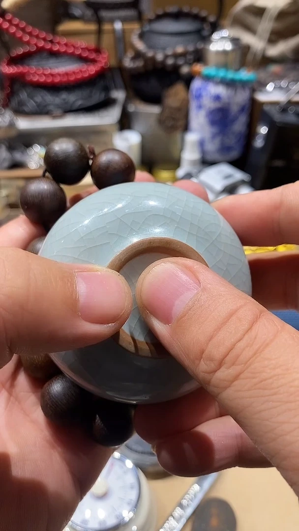 瓷片闪购商品 如图所示