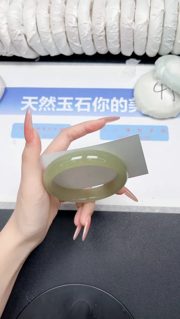 未镶嵌手镯石英质玉52-63.5