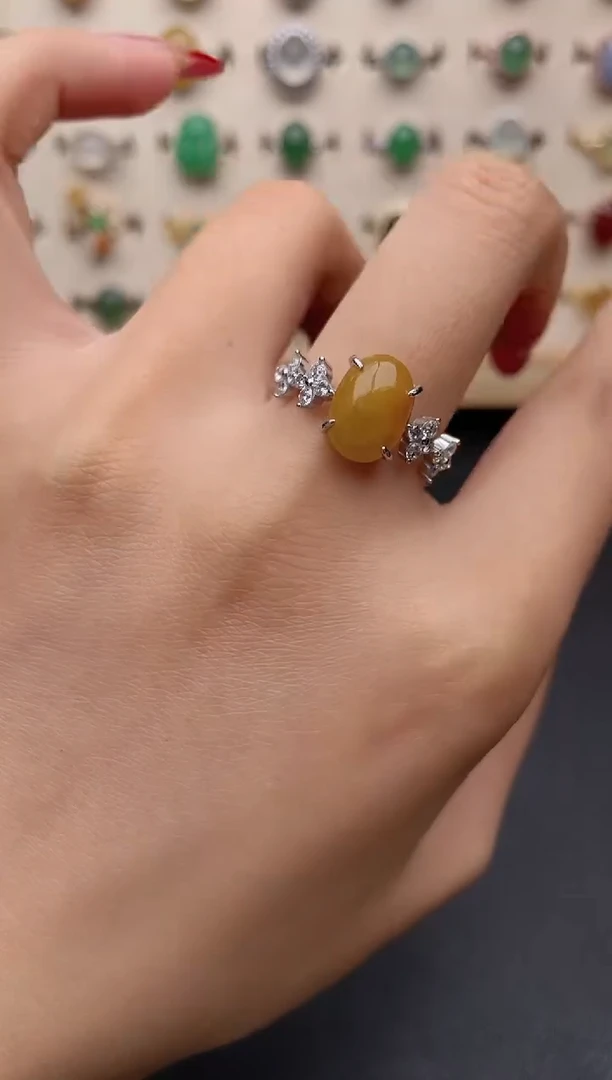 【闪购商品】翡翠戒指银S925镶嵌一物一证一礼盒