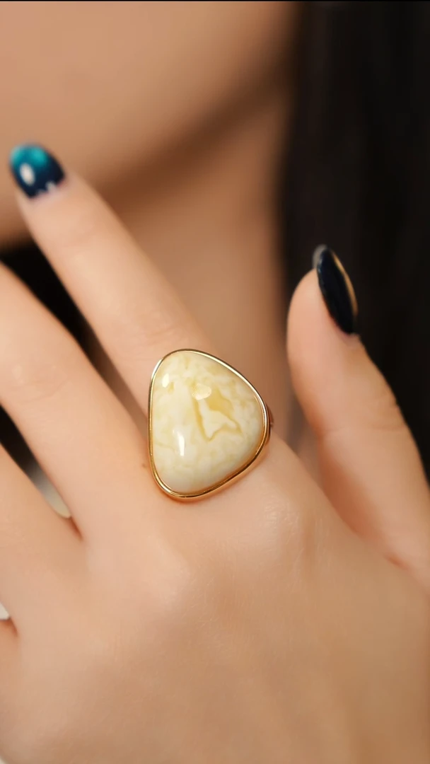 银S925镶嵌蜜蜡戒指漆白随型戒指