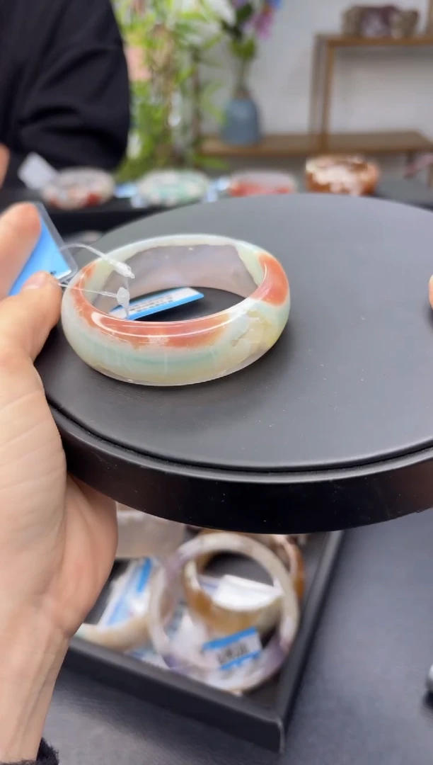 【闪购商品】石英质玉手镯未镶嵌A1410(54圈)