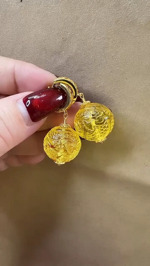琥珀颈饰未镶嵌耳环