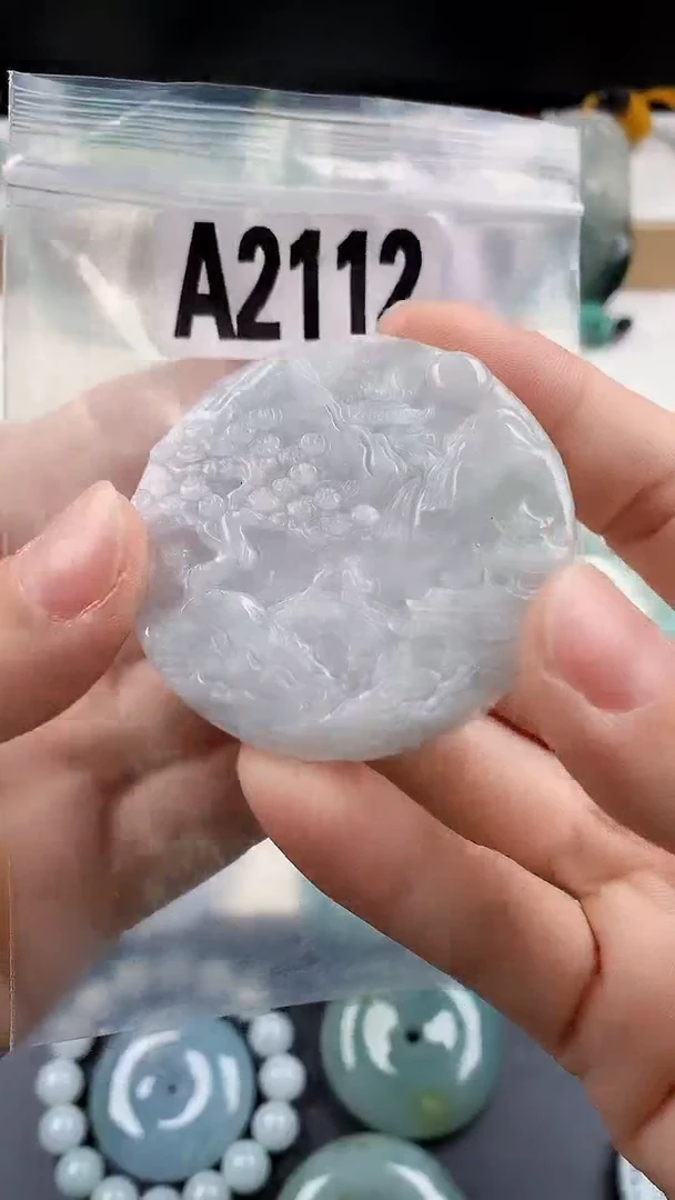 颈饰未镶嵌翡翠天然翡翠吊坠挂件