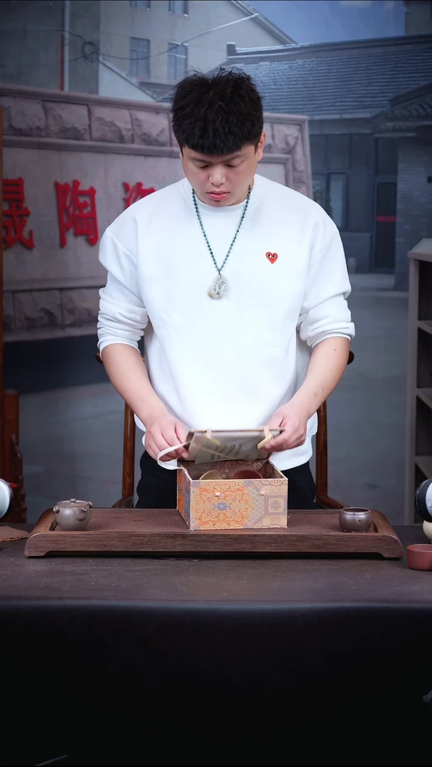 茶壶紫砂五色套组杯