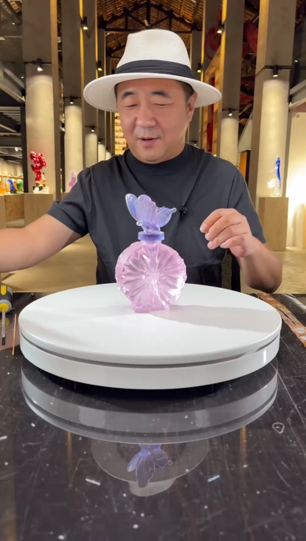 摆件粉水晶香薰瓶摆件