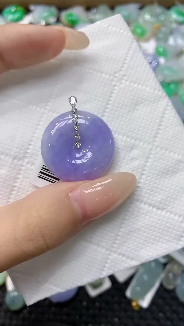 翡翠18K金镶嵌颈饰111111111111
