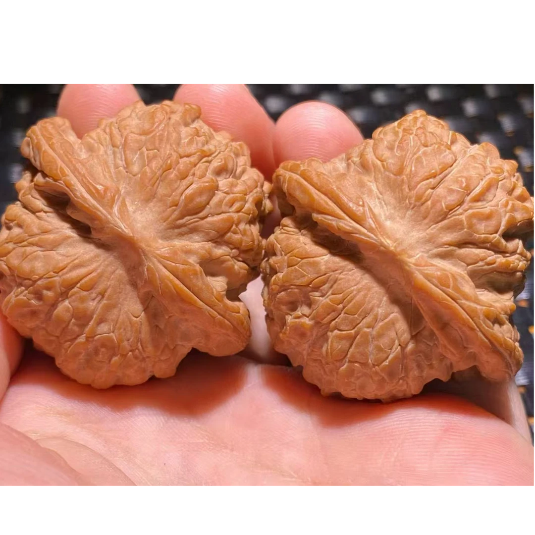 血麒麟文玩核桃全尺寸 手把玩山地血麒麟狮子头 太行山麻核桃