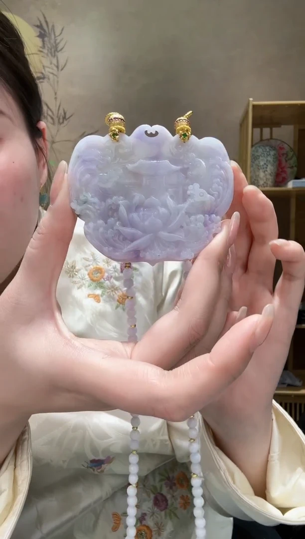 【闪购商品】翡翠颈饰未镶嵌吊坠