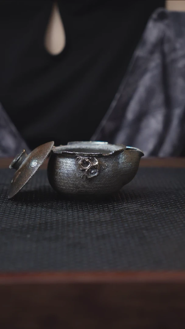 嵩州瓷九孔柴烧精工作品010