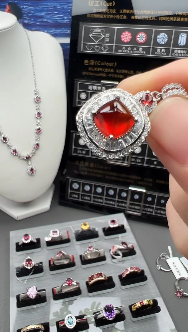 颈饰银S925镶嵌石榴石75