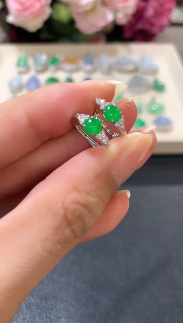 18K金镶嵌翡翠耳饰z88