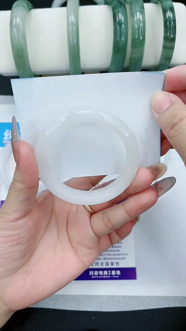 【闪购商品】石英质玉手镯未镶嵌102号/53-54圈