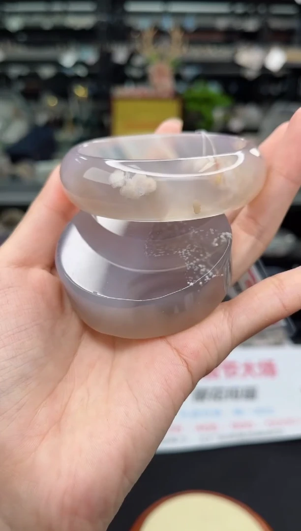 【闪购商品】石英质玉手镯未镶嵌57圈口（赠品镯心）3540291