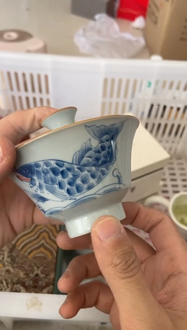 无运费险有瑕疵的摄影的产品有使用过的痕迹有点脏介意勿拍