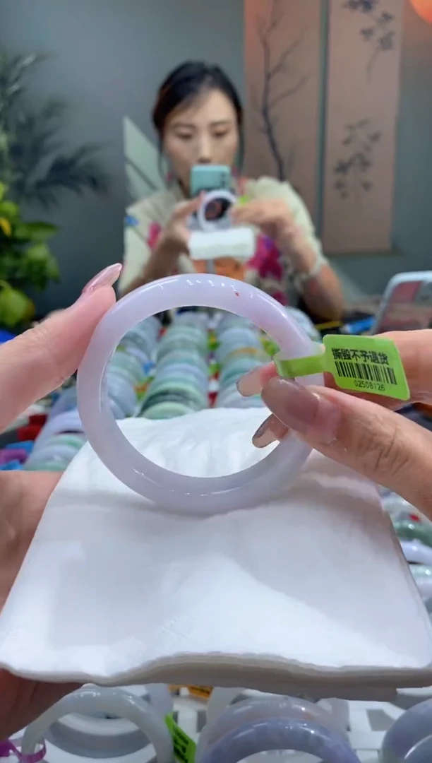 未镶嵌手镯翡翠000089184