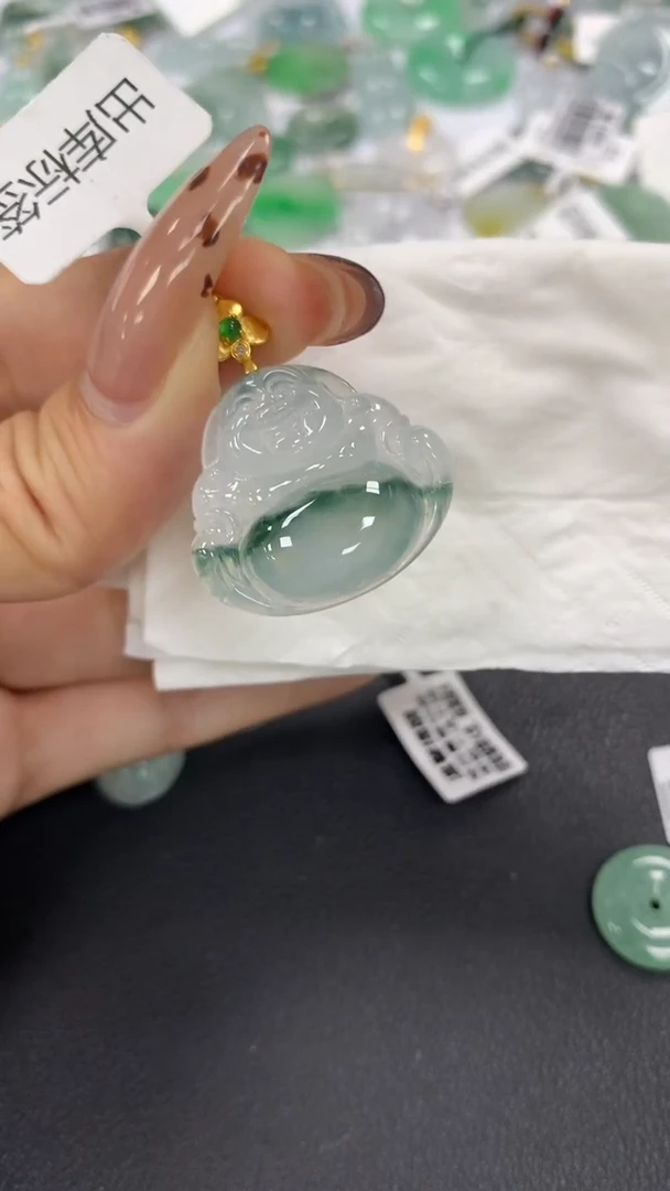 颈饰18K金镶嵌翡翠a货假一赔三支持复检百元上9元证书费自理