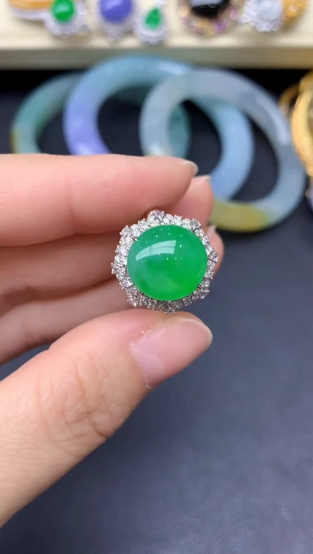 18K金镶嵌戒指翡翠190-雪姐翡翠天天见