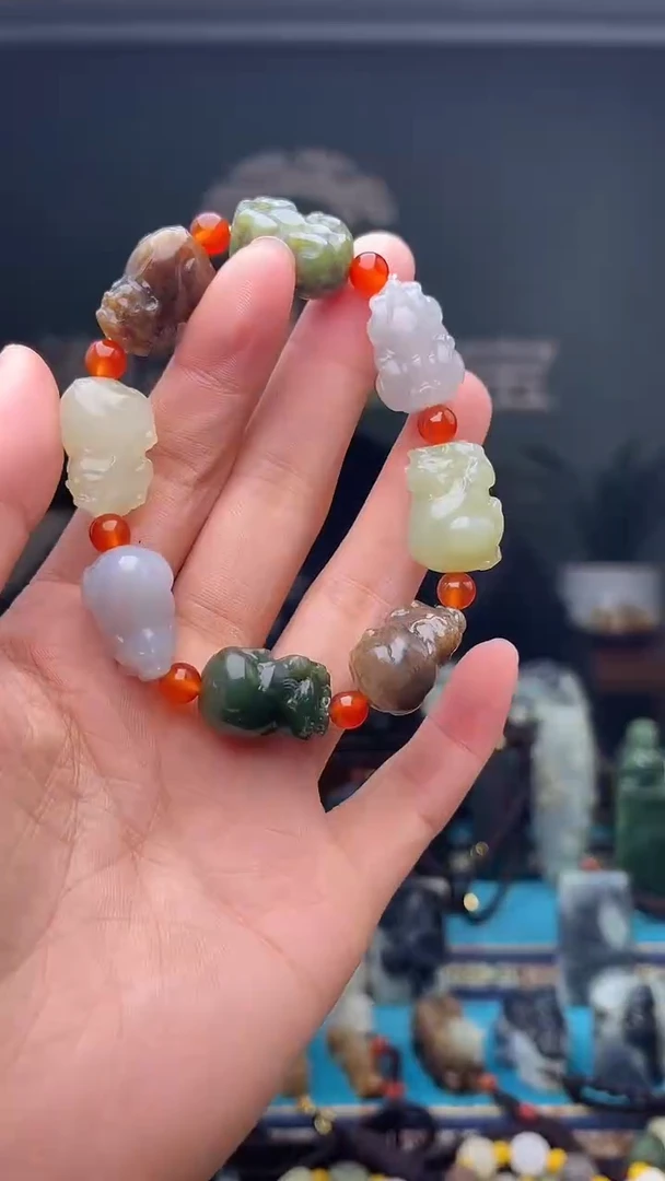 未镶嵌和田玉挂件1