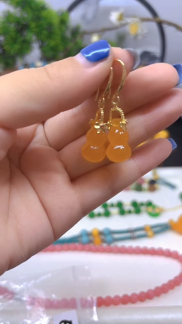 14K金镶嵌翡翠耳饰E660